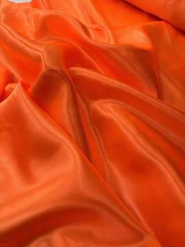 Mtr neon orange light - 1,
